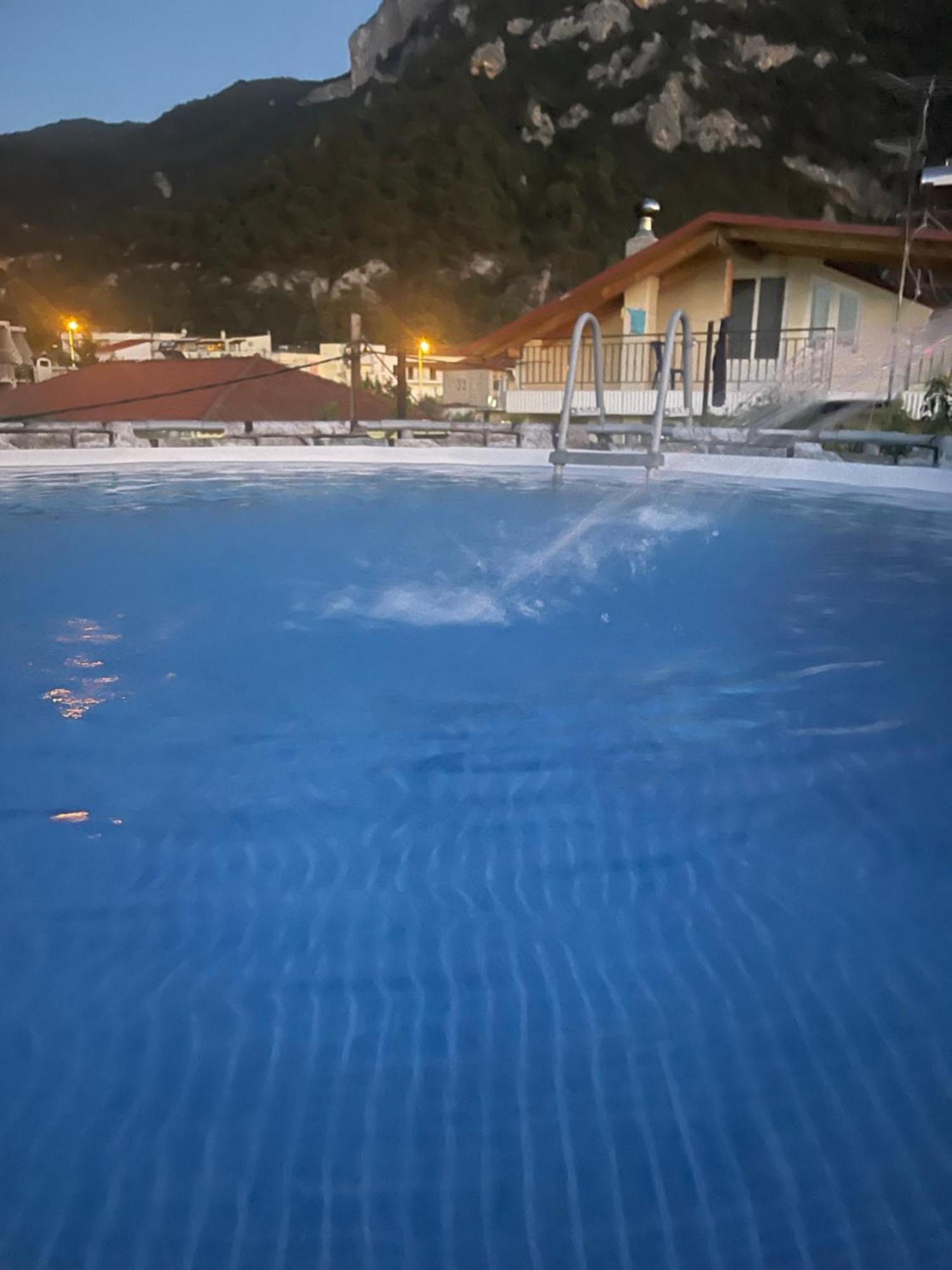 Pislis Rooms Kamena Vourla Luaran gambar