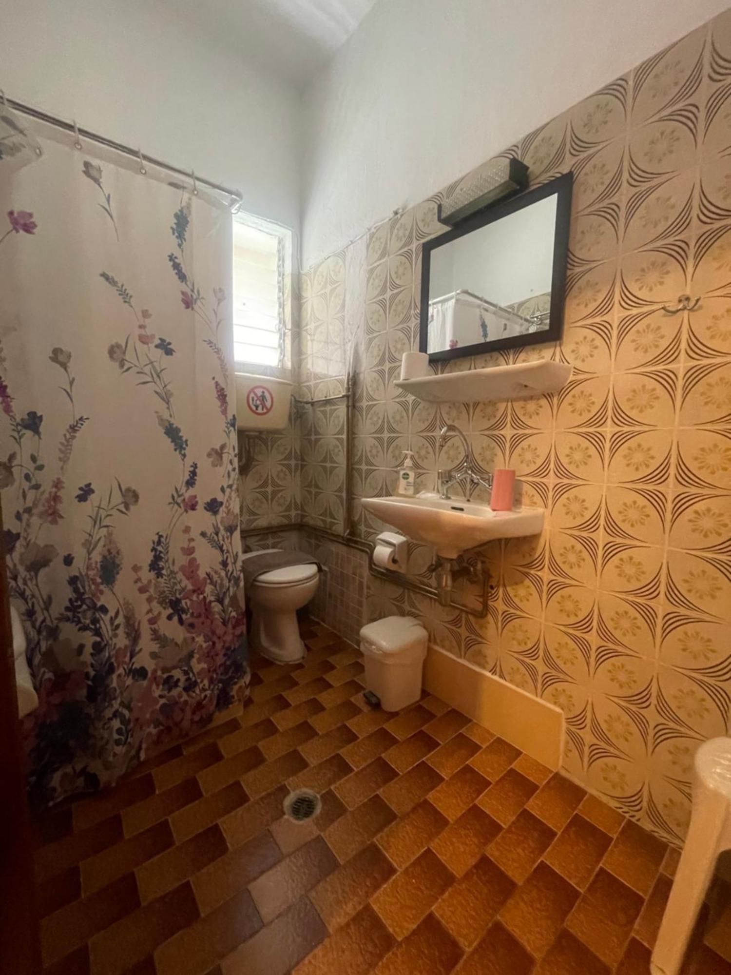 Pislis Rooms Kamena Vourla Luaran gambar