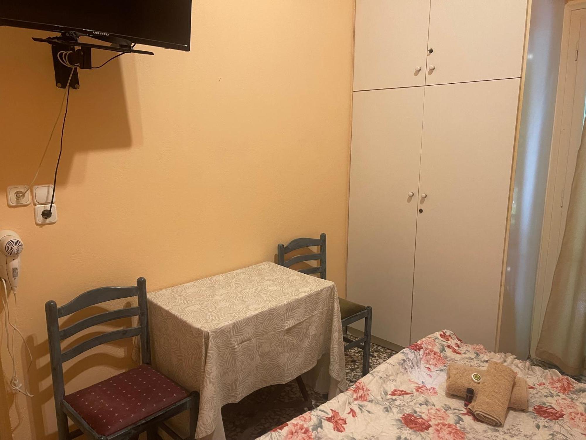 Pislis Rooms Kamena Vourla Luaran gambar
