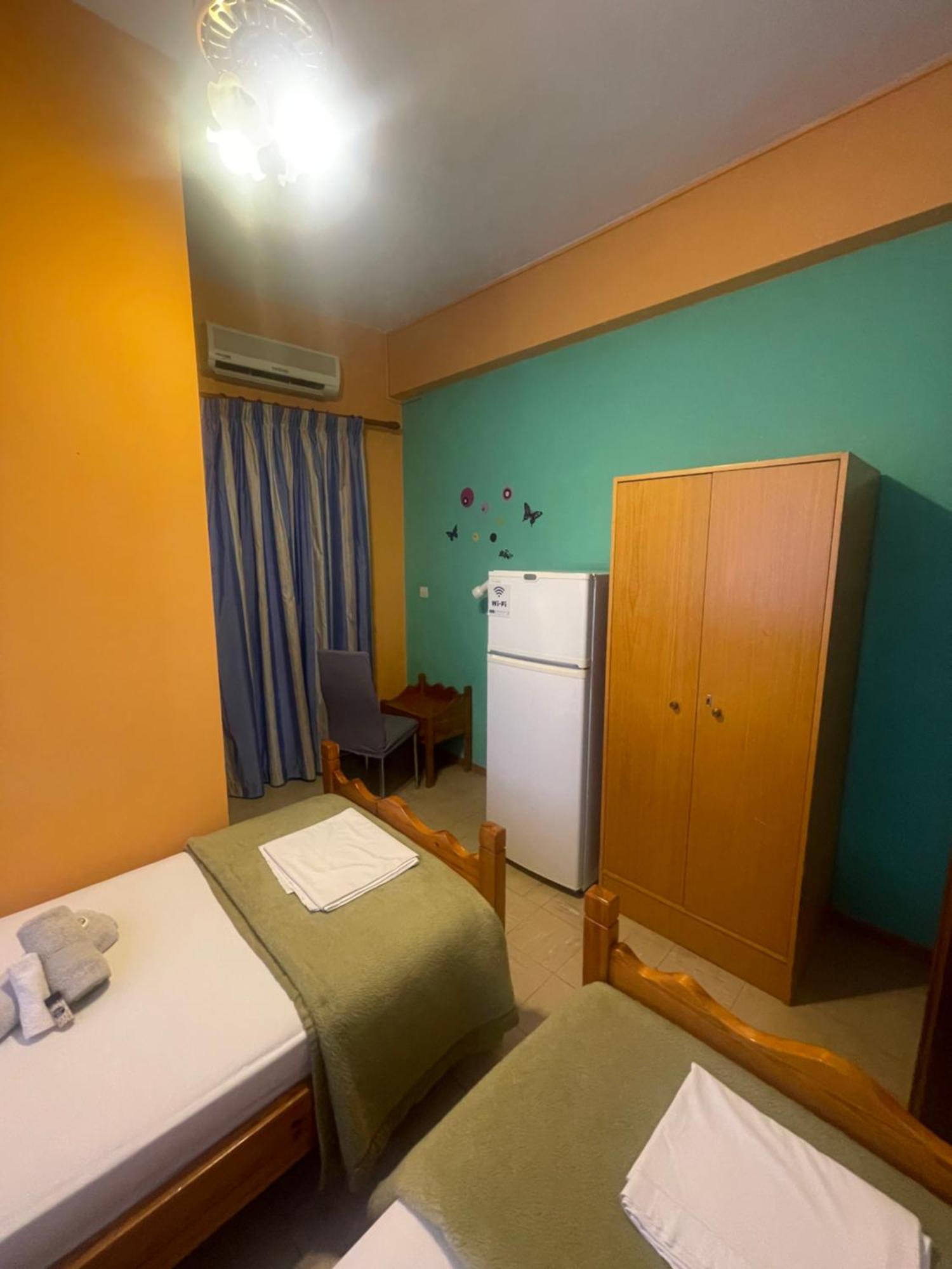 Pislis Rooms Kamena Vourla Luaran gambar