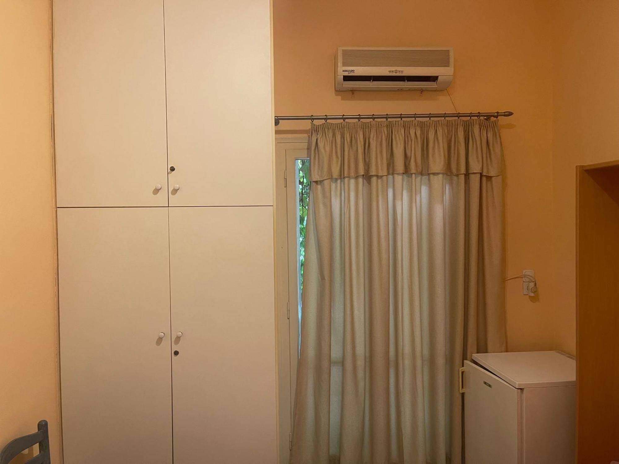Pislis Rooms Kamena Vourla Luaran gambar